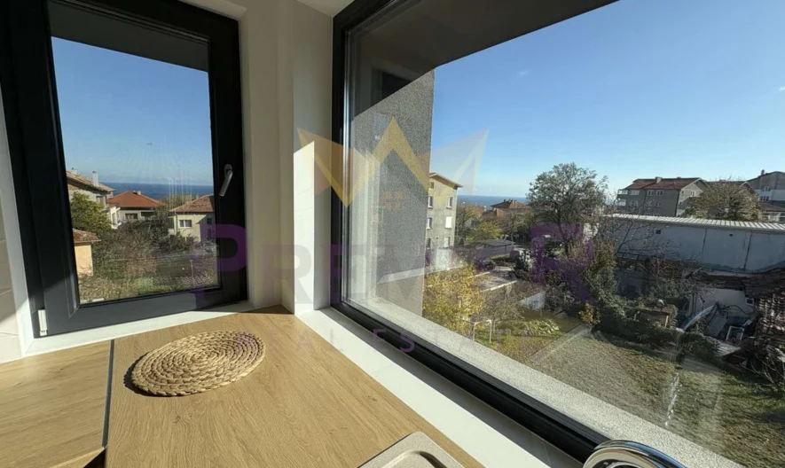 Голям тристаен апартамент, кв. Галата, гр. Варна -  - снимка 6 - Имоти Премиер