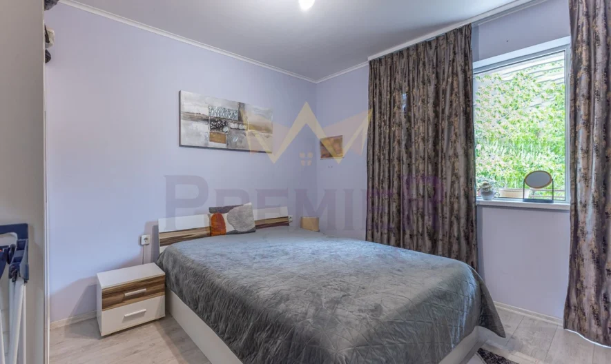 Golyam tristaen apartament, kv. Vazrazhdane 3, gr. Varna -  - snimka 4 - Imoti Premier