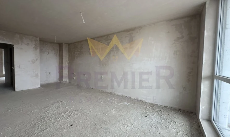 Голям тристаен апартамент с панорамна гледка, ж.к. Възраждане 3, гр. Варна - - снимка 3 - Имоти Премиер