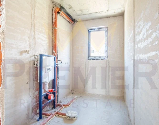 Градска Триетажна КЪЩА в м-ст Кочмар 420кв.м. РЗП -  - снимка 11 - Имоти Премиер