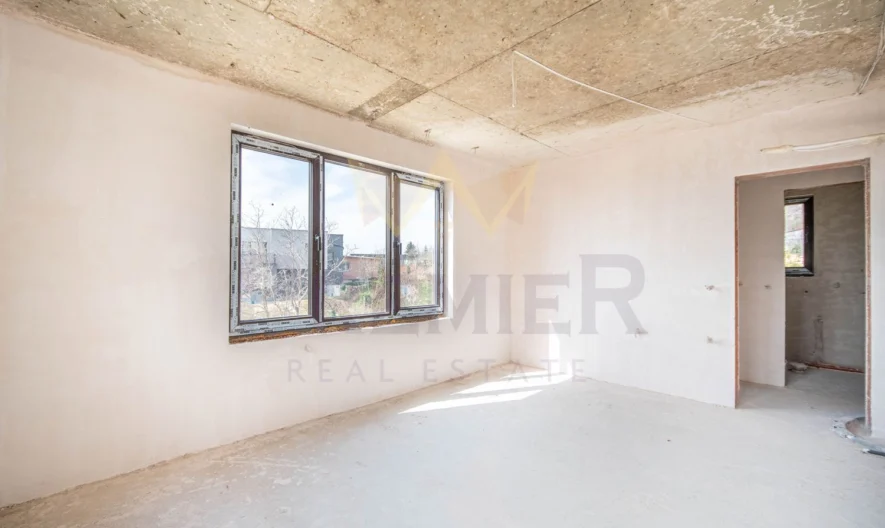 Градска Триетажна КЪЩА в м-ст Кочмар 420кв.м. РЗП - - снимка 8 - Имоти Премиер