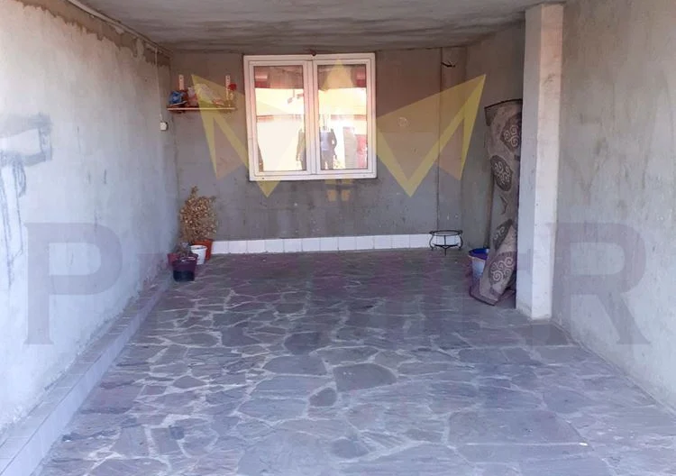 Großes Haus mit Hof und Garage. -  - snimka 34 - Imoti Premier