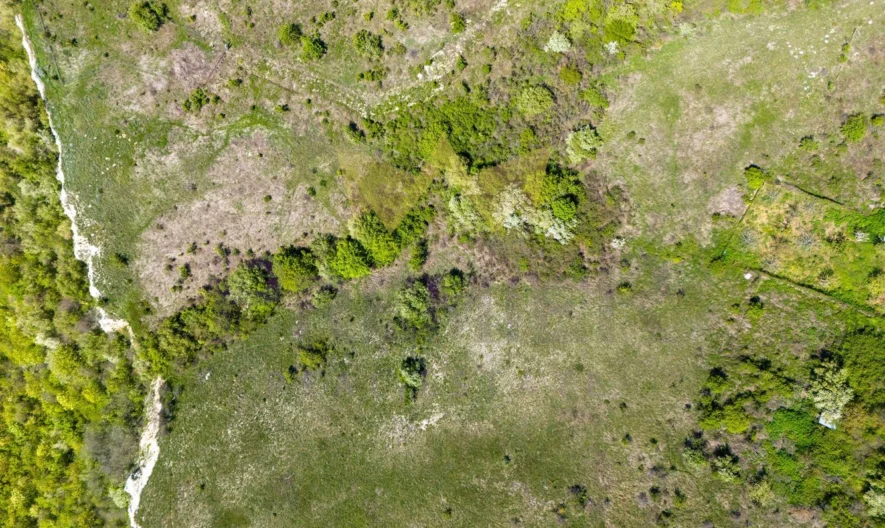 Grundstück in erster Meereslinie mit unglaublichem Meerpanorama, Dorf Topola, Gemeinde Kavarna, Gebiet Dobrich -  - snimka 12 - Imoti Premier