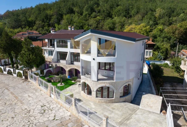 Ingatlaniroda - Imoti Premier - imot - 1172521, Ár: 565000 EUR