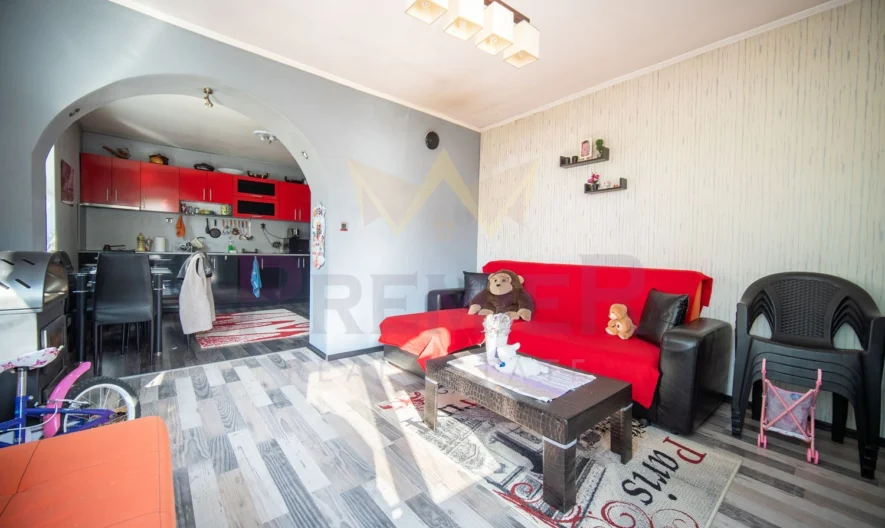 Haus im Dorf Batovo. -  - snimka 1 - Imoti Premier
