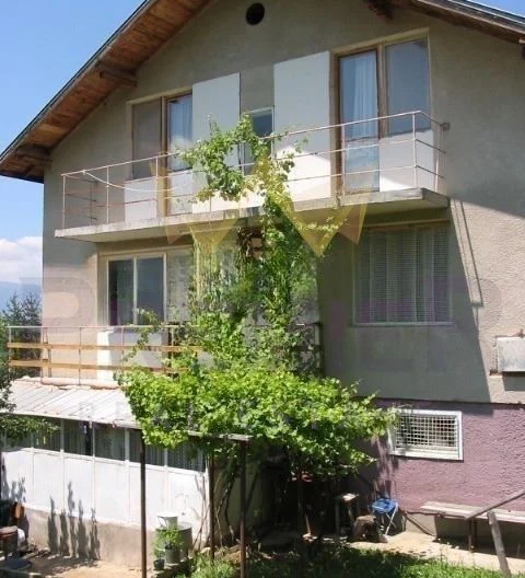 Haus im Dorf Leshnikovtsi, Gebiet Pernik -  - snimka 1 - Imoti Premier