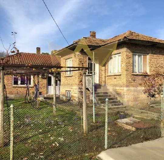 Haus im Gebiet Varna, Stadt Valchi Dol - - snimka 1 - Imoti Premier