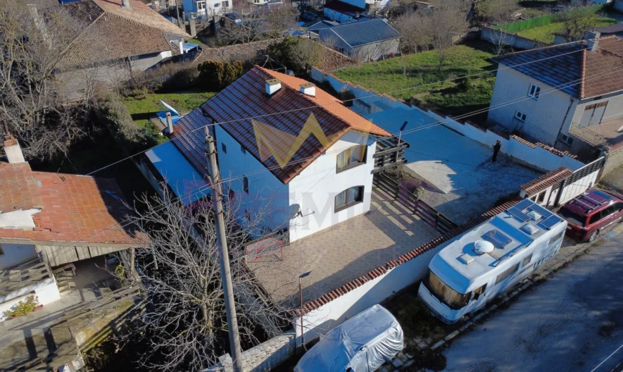 Haus mit Pool im Dorf Kumanovo, Gebiet Varna -  - snimka 2 - Imoti Premier