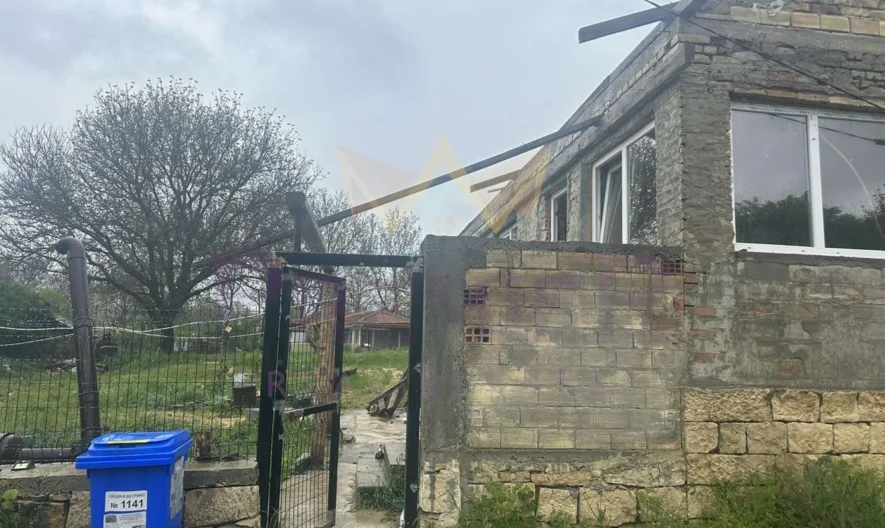 Haus zum Verkauf im Dorf Mlada Gwardija, Gebiet Varna -  - snimka 40 - Imoti Premier