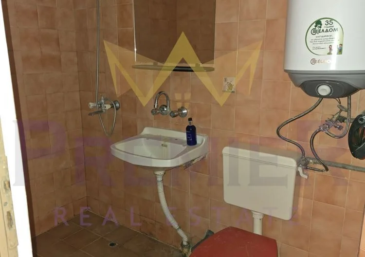 ХОЛ – СПАЛНЯ и КУХНЯ, кв Левски -  - снимка 13 - Имоти Премиер