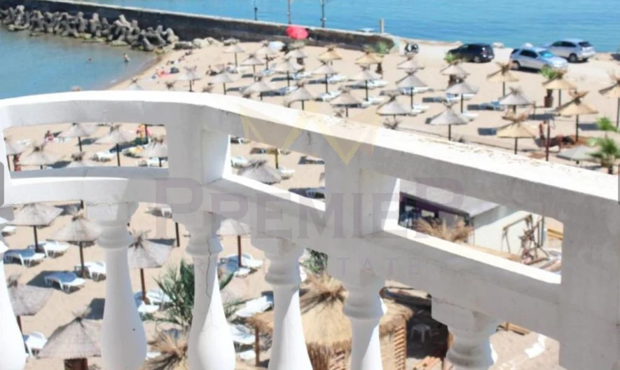 ХОТЕЛ НА БРЕГА НА МОРЕТО -  - снимка 1 - Имоти Премиер