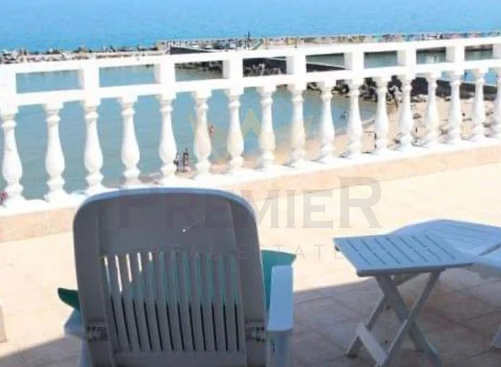 ХОТЕЛ НА БРЕГА НА МОРЕТО -  - снимка 4 - Имоти Премиер