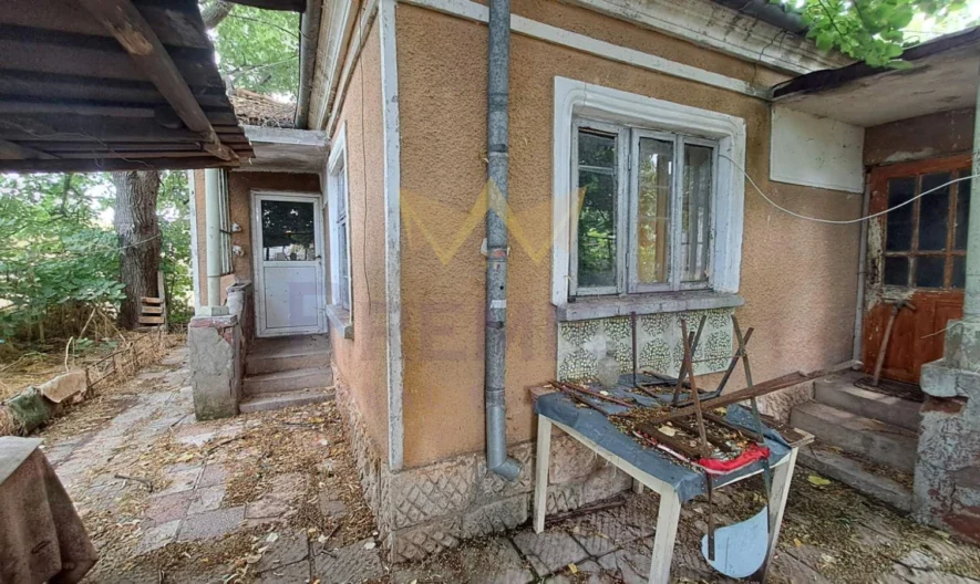 House for Sale in Kochmar Village, Dobrich Region -  - snimka 1 - Imoti Premier
