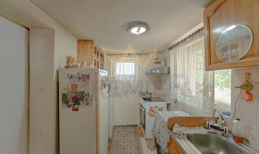 House for sale in the village of Mirolyubovo, Burgas – peace, space and quick access to the city! -  - snimka 11 - Imoti Premier