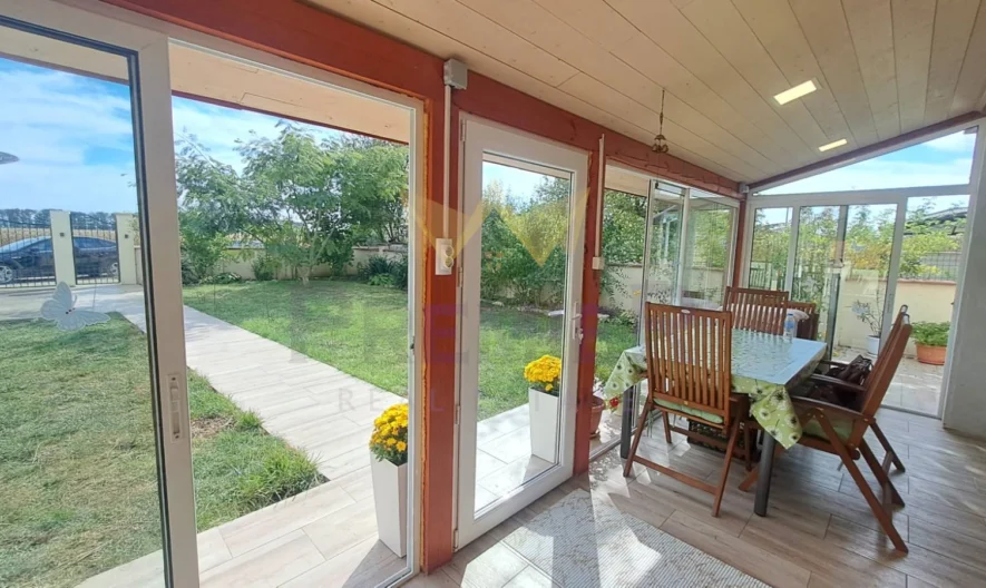 House for sale in the village of Sokolovo, Balchik - - snimka 3 - Imoti Premier