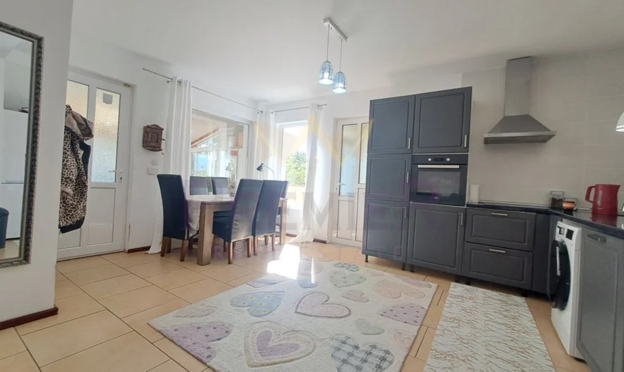 House for sale in the village of Sokolovo, Balchik - - snimka 6 - Imoti Premier