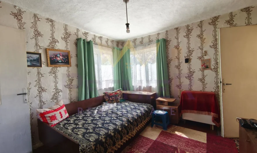 House for sale in the village of Spasovo, Varna region - - snimka 1 - Imoti Premier