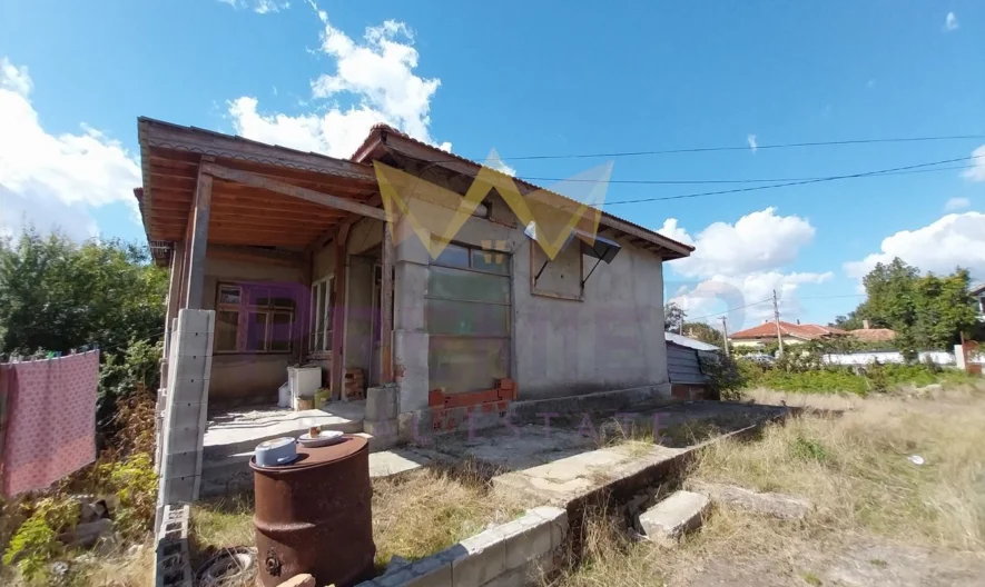 House in the village of Bezmer - - snimka 7 - Imoti Premier