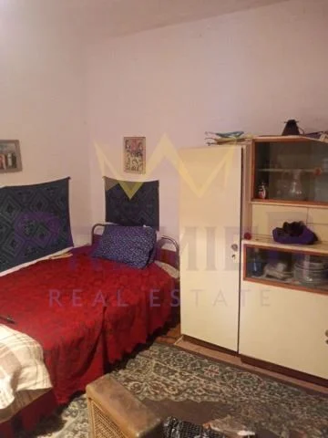 House with a well-kept yard in a peaceful location in the village of Brestak, Varna region -  - snimka 6 - Imoti Premier