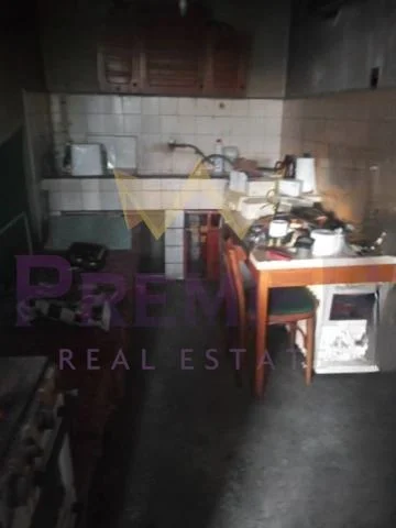 House with a well-kept yard in a peaceful location in the village of Brestak, Varna region -  - snimka 9 - Imoti Premier