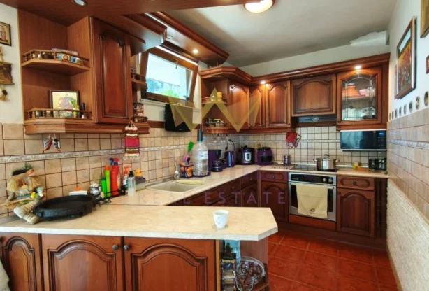 Real Estate Agency - Imoti Premier - imot - 1202800, Price: 395000 EUR