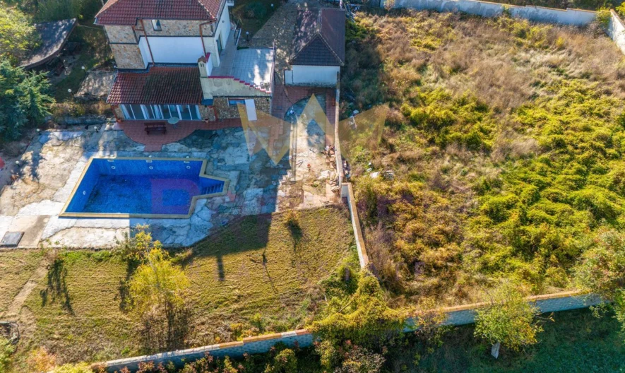 Háromszintes ház medencével és garázzsal – Klimentovo falu -  - snimka 25 - Imoti Premier