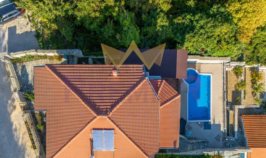 Háromszintes ház tengeri panorámával, medencével és garázzsal -  - snimka 36 - Imoti Premier