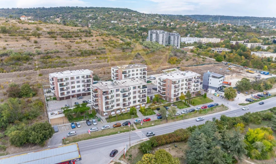 Háromszobás lakás, 89 m² | Teljesen berendezett | „A Teraszok” lakópark, Kajszijeva gradina lakótelep, Várna -  - snimka 11 - Imoti Premier