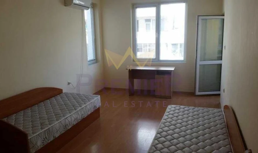 HÁROMSZOBÁS LAKÁS A KÖZPONTBAN -  - snimka 6 - Imoti Premier