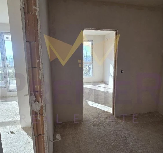Háromszobás lakás Pcselinában panorámás kilátással. -  - snimka 3 - Imoti Premier