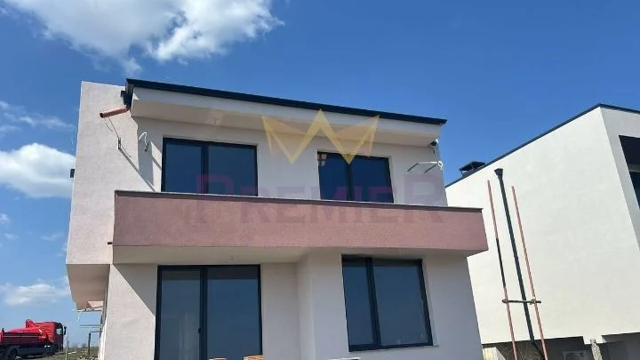 Ház Laka faluban, Burgasz megye -  - snimka 1 - Imoti Premier