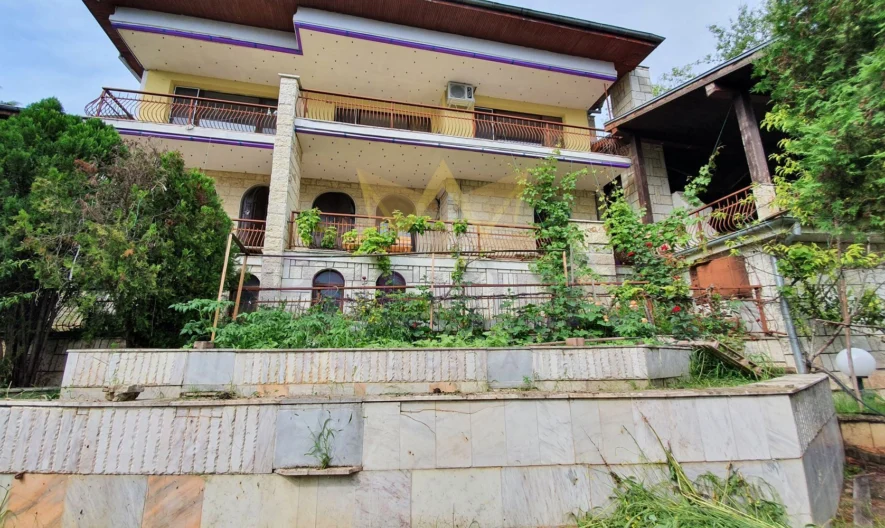 Имение в Каварна- музей на водката -  - снимка 1 - Имоти Премиер