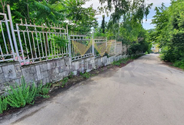 Агенция за недвижими имоти - Имоти Премиер - имот - 944981, Цена: 1200000 EUR