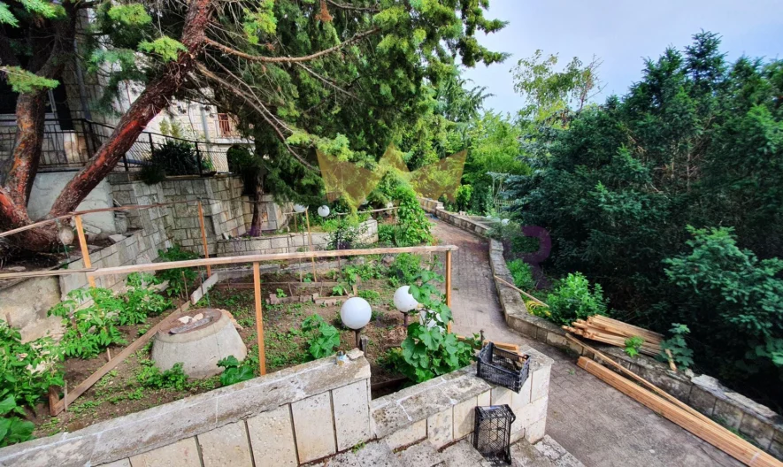 Имение в Каварна- музей на водката - - снимка 28 - Имоти Премиер