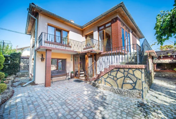 Агенция за недвижими имоти - Имоти Премиер - имот - 1199744, Цена: 527400 EUR