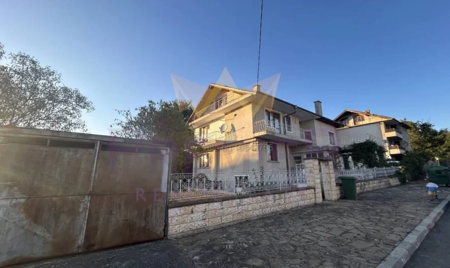 Имот с отлична локация в Кошарица — идеален за семейство или ваканция -  - снимка 14 - Имоти Премиер