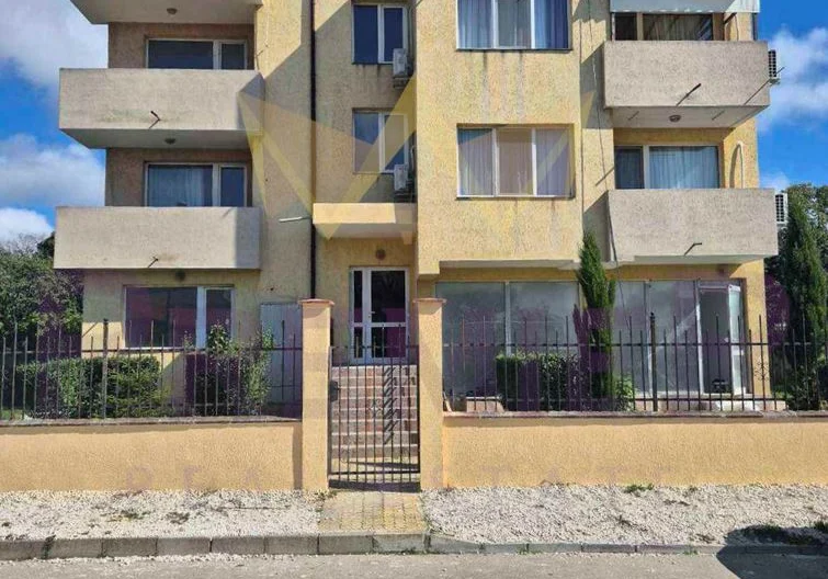 Имот за инвестиция със статут на магазин -  - снимка 1 - Имоти Премиер