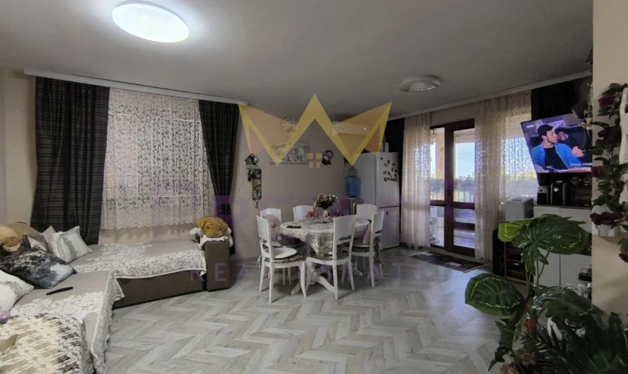 Imoti PREMIER bietet eine wunderschöne Wohnung mit atemberaubendem Blick. -  - snimka 5 - Imoti Premier