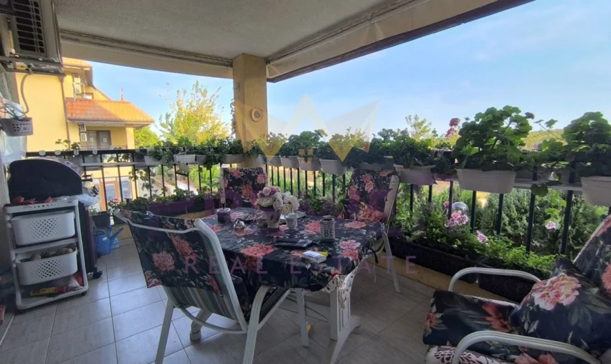 Imoti PREMIER bietet eine wunderschöne Wohnung mit atemberaubendem Blick. -  - snimka 9 - Imoti Premier