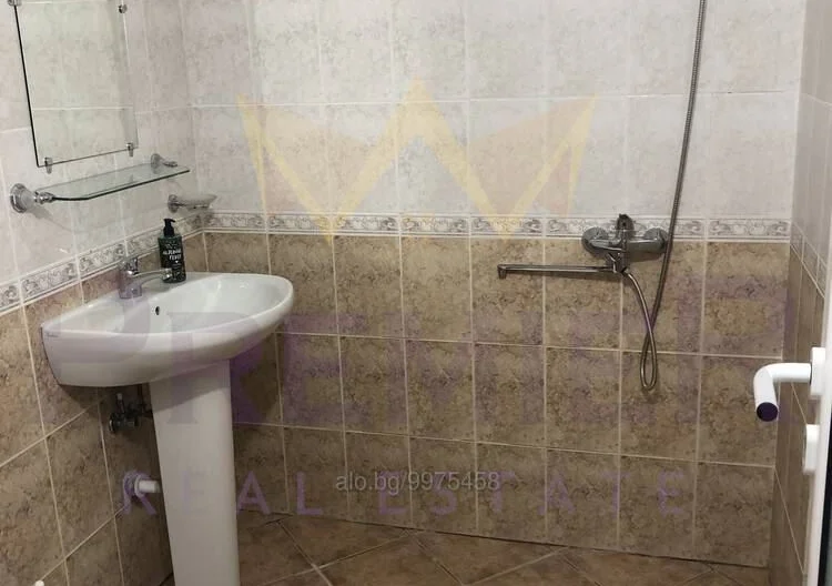 Imoti PREMIER bietet einen geschlossenen Hotelkomplex in der Stadt Sveti Vlas, Gebiet Burgas, zum Verkauf an -  - snimka 4 - Imoti Premier