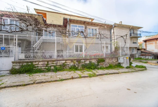 Имоти Премиер - имот - 1038052, Площ: 155 м<sup>2</sup>, Цена: 99000 EUR