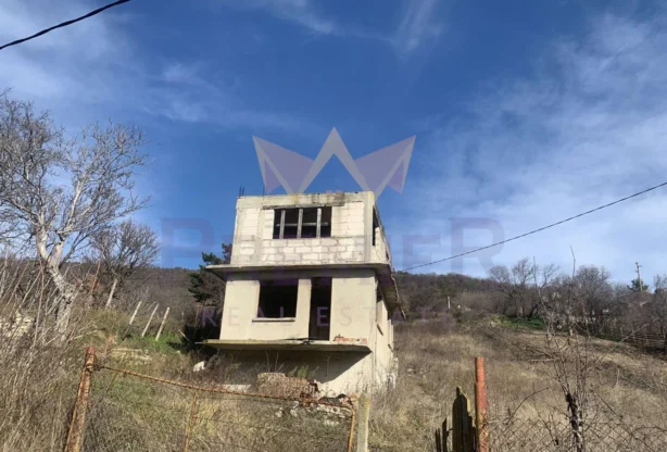 Агенция за недвижими имоти - Имоти Премиер - имот - 972440, Цена: 197000 EUR