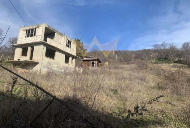 Агенция за недвижими имоти - Имоти Премиер - имот - 972440, Цена: 197000 EUR