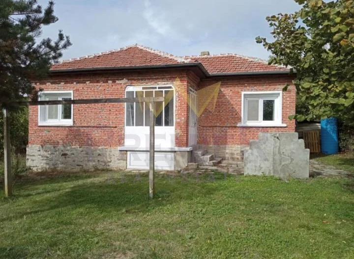 ИМОТИ ПРЕМИЕР предлага за продажба Къща в с.Бърдарево Обл.Варна - - снимка 1 - Имоти Премиер