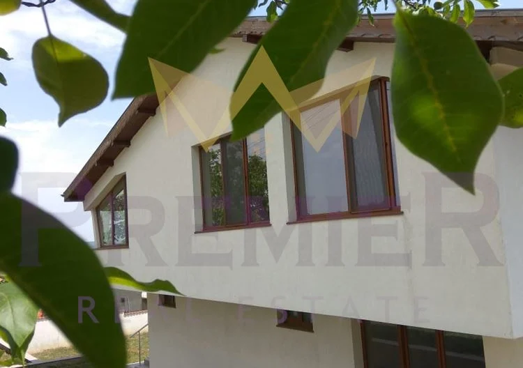 Имоти Премиер предлага за продажба невероятна двуетажна къща в село Детелина! -  - снимка 3 - Имоти Премиер