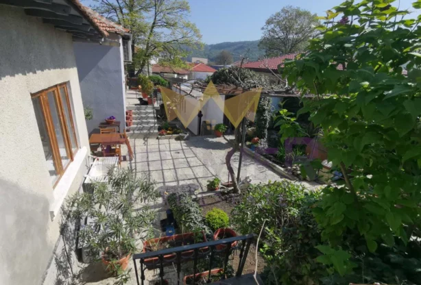 Агенция за недвижими имоти - Имоти Премиер - имот - 1155222, Цена: 130000 EUR