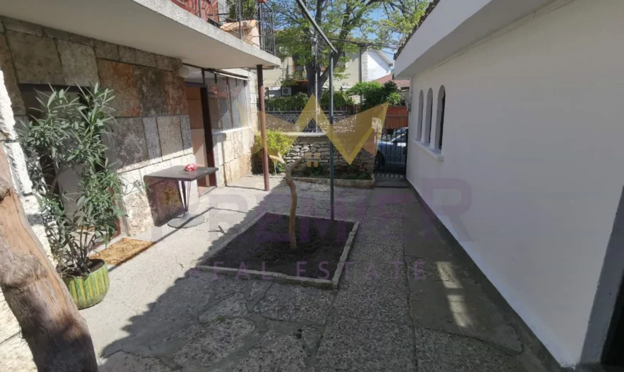 Имоти Премиер представя къща (РЗП 170 кв.) в туристическата част на град Балчик. -  - снимка 3 - Имоти Премиер