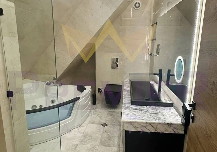 Имоти Премиер представя просторен 3-стаен апартамент в Център, гр. Пловдив - - снимка 11 - Имоти Премиер