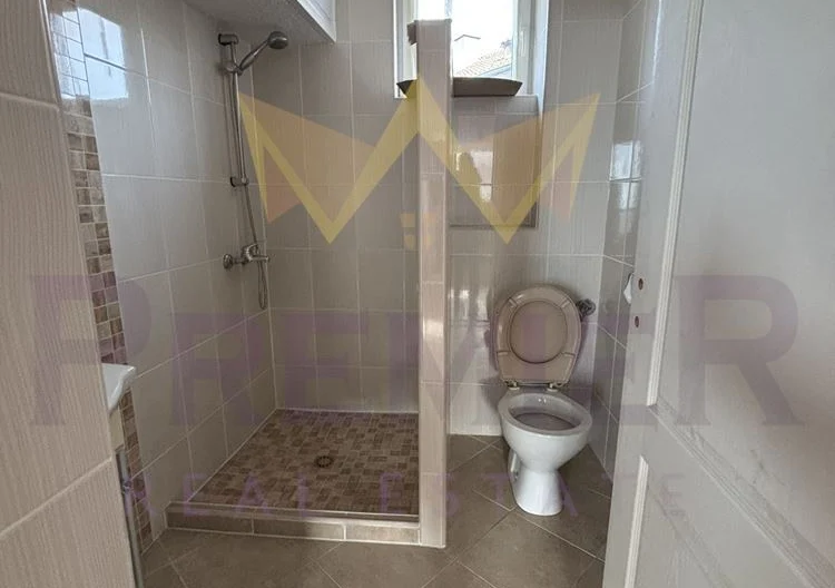 Имоти Премиер продава два етажа от къща в гр. Аксаково -  - снимка 11 - Имоти Премиер