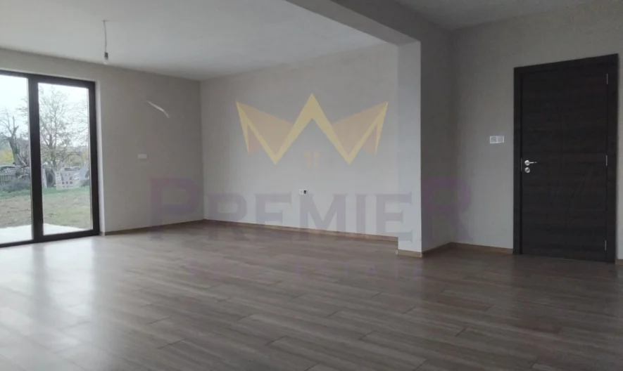 Имоти Премиер продава двуетажна къща в с. Генерал Кантарджиево. - - снимка 12 - Имоти Премиер